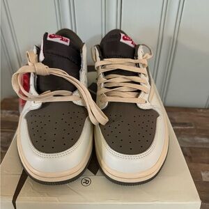 Travis Scott Air Jordan 1 Men's Size 10 Retro Low OG Reverse Mocha